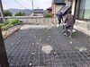 ワイヤーメッシュを設置して強度を保ちます「土間打ち　雲南市」