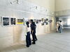 まなび広場は月曜日が休館日です。「写真展開催♪　８月14日から25日まで。」