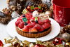 クリスマス苺タルト「2025年クリスマスケーキご予約受付中！5種の華やかケーキで特別なひとときを」