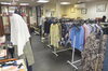 お洋服売り場｜華紋「【お店のご紹介】店内の様子」