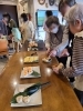 もっと食べたい。😀🍙🥢「今日は月に一度のイベント食(昼食)の日で~す😆」