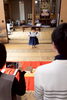 「1歳バースデー♡選び取りの様子をほっこり記念フォトに」