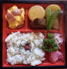 「明日の日替り弁当は豚天丼」