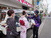 乗車前の体温チェック！「着物でトゥクトゥク♪♪　10月限定イベントにいち早くご予約頂いた『青いとりきもの学院 高砂店』のみなさん☆」
