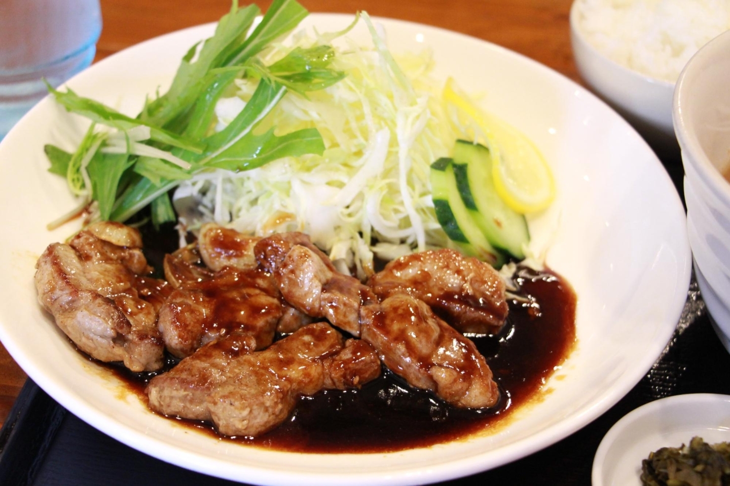 がっつり 濃い味 秘伝ソースのとんてきランチは濃厚ラーメン付き 松江 安来のおすすめランチ まいぷれ 松江 がっつり 濃い味 秘伝ソースのとんてきランチは濃厚ラーメン付き 松江 安来のおすすめランチ まいぷれ 松江