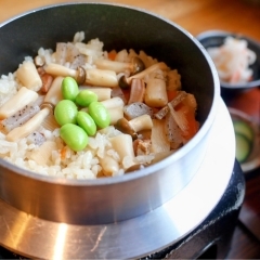 大塚.帝京大学駅徒歩1分、カフェ家和楽（かわら）！