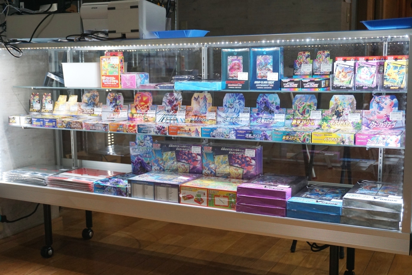 開店 地域最大級のトレカ専門店 C Base カードベース 市川本店がオープン 開店特集 市川ニューオープンのお店 まとめ まいぷれ 市川市 開店 地域最大級のトレカ専門店 C Base カードベース 市川本店がオープン 開店特集 市川ニューオープンのお店 まとめ まいぷれ 市川市