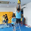 「明るい雰囲気の体育施設で楽しく運動！ジュニアスポーツクラブSKILL鉾田支部のレッスン風景」