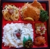 「一魚一会　明日の日替り弁当はロコモコハンバーグ」