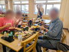 まぐろ料理を食べている様子「みんなでマグロを堪能！四日市のマグロレストランへお出かけしました♪」