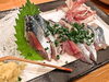 「😋青砥駅より徒歩1分、駅近居酒屋「灯（あかり）」さん✨薩摩地鶏・旬の魚（今夜のおすすめサンマ刺し✨）・自家製おでんが人気！マスターのイチオシ日本酒🍶チーズ包み揚げはちみつ味変も美味😋地元に愛される隠れ家居酒屋😆⭐🎵【編集部M】」