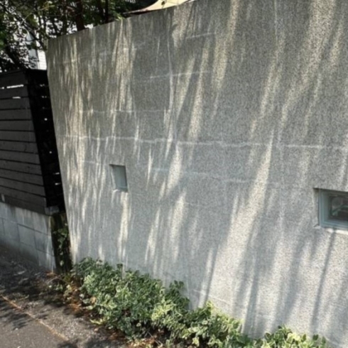 「ブロック塀の塗装を行いました！　船橋市・習志野市・八千代市を中心に外壁塗装を行う井手塗装です」