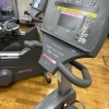 携帯も置けます。くつろぎながら運動できる!「アックアセレーナでジム体験!やってみたら簡単に運動できちゃうかも♪【運動初心者にも始めやすいトータルフィットネスクラブ アックアセレーナです】」