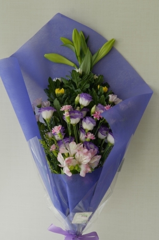 菊と洋花のミックス　お供え花束「お盆にご利用ありがとうございました。」