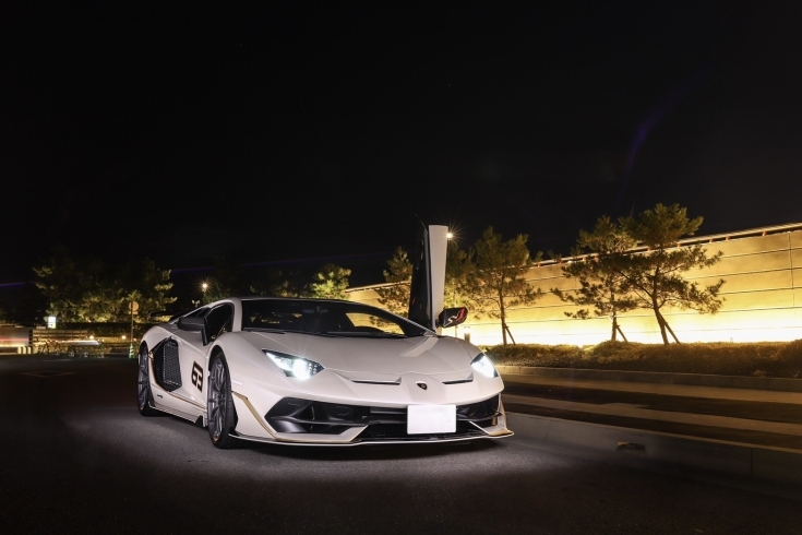 世界限定車のアヴェンタドールsvjを納車しました Yumeshin Automobiliのニュース まいぷれ 姫路 世界限定車のアヴェンタドールsvjを納車しました Yumeshin Automobiliのニュース まいぷれ 姫路