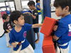 ミット打ちは激しく楽しく😁「7/9(木) の稽古風景≪ 明石/空手/スポーツ/運動/幼児/小学生/お稽古/習い事≫」
