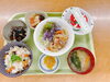 給食「『学校給食』をテーマにした週替わりメニューで楽しいごはんタイム🌱」