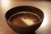 当店のぜんざい「お餅を食べて！」
