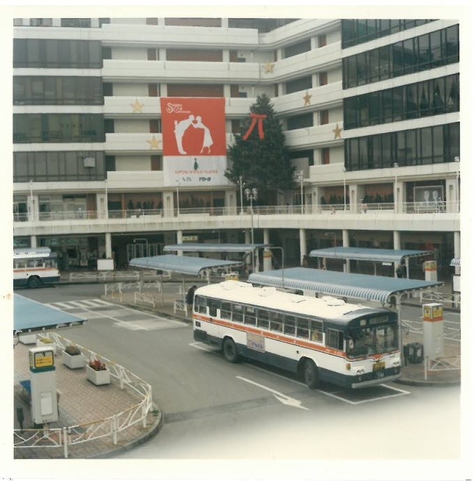 昭和61年のjr船橋駅北口バスロータリー 船橋今昔物語 まいぷれ 船橋市 昭和61年のjr船橋駅北口バスロータリー 船橋今昔物語 まいぷれ 船橋市