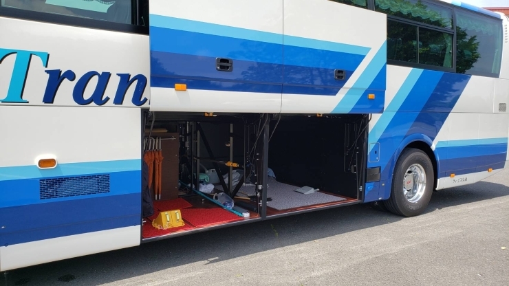 広いトランク完備「～バスのご紹介・大型バス～」