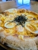 贅沢シーフードのチーズピザ”「宮崎キャンプ飯はここ！プロも観光客も通うピザ＆生パスタ」