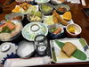 旅行の夕飯「ただ飲むのではなく」