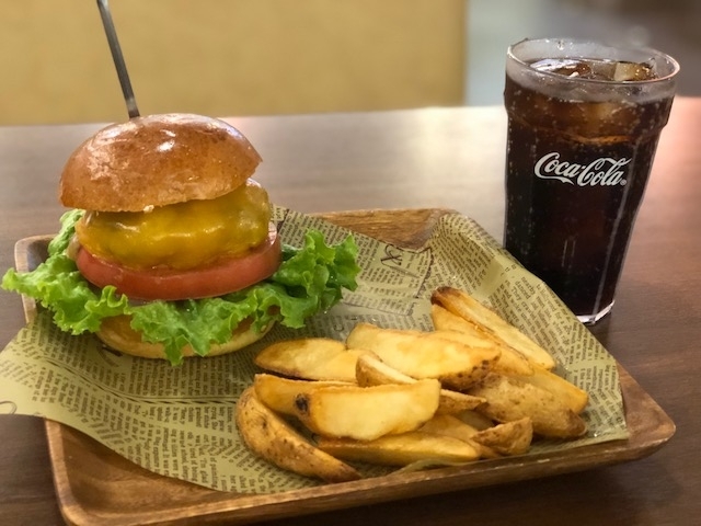 Buger Teppan シュッシュポポン イオンモールkyoto店 南区 京都駅 京都市西京区 南区のおススメランチ まいぷれ 京都 市西京区 南区