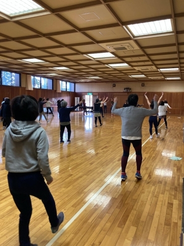 運動して体も心もぽっかぽか✨「2月は「心臓強化月間」です♥️  楽しく有酸素運動して健康作り⤴︎︎︎⤴︎︎しましょう」