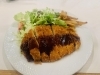 ランチで人気のトンカツ✨「5/19(金)昼はカフェ、夜はBARで生演奏です✨ぜひ歌いにきてくださいね」