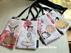 後ろ側がまたかわいい！「【絵柄がかわいいスマホポシェット！】」