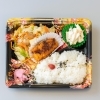 串カツ付き肉野菜炒め弁当