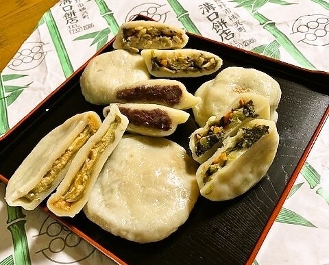 善光寺近くの 溝口餅店 さんで もっちもちの おやき4種 をいただきました 長野市のオススメ ランチ特集 まいぷれ 長野市 善光寺近くの 溝口餅店 さんで もっちもちの おやき4種 をいただきました 長野市のオススメ ランチ特集 まいぷれ 長野市