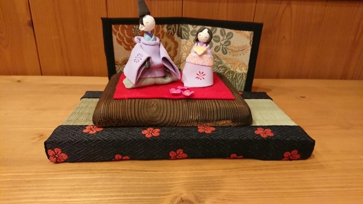 梅の柄の入った小畳。価格/1100円(税込)「ひな祭り」