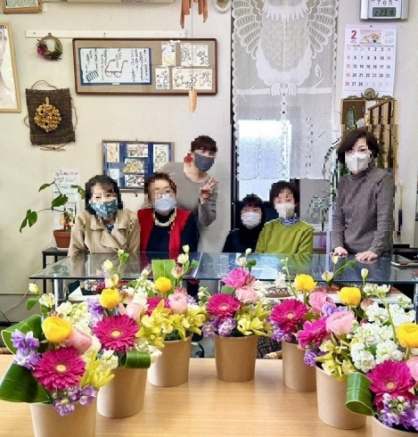 2月のお花教室の写真です。「3月のお花教室」