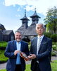 サンディ・ヒスロップ（左）桝田酒造店　桝田隆一郎氏「⭐シーバスリーガル 匠リザーブ 12年』9月24日(火)からアジア市場限定・日本先行発売『スコッチウイスキーの枠を超えた、革新的シーバスリーガル誕生！』“日本酒カスク”を用いた製法は、スコッチウイスキーでは前例がない、初の試みとなります♬」
