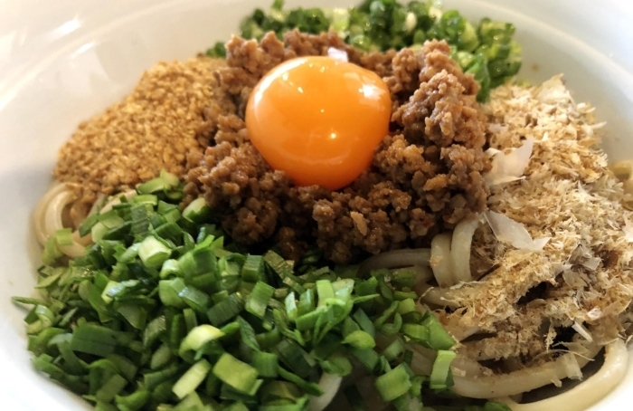 川棚町百津郷の「谷商店　汁なし坦々麺　まぜそば」でランチ♪