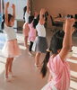 「サマークラス始まります。ダンス満席・英語残りわずか」