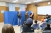 「人形劇団ひぽぽたあむ」出演者によるご挨拶。「【開催報告】人形劇の鑑賞と、その舞台セットで実際に遊べるワークショップ」