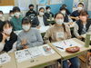 マスク顔も３年目。最後の写真はノーマスク「新学年３月７日(火)開校、中学受験全員合格」