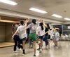みんなで円になって踊る大好きなシーン♪「【編集部ニュース】『tomo dance studio』さんでのダンス体験記♪@E-TOKO深草 meetup！セミナー」