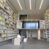 新見市の中央図書館