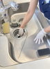 後回しにしがちな排水口もスッキリ「夏に増えるキッチンまわりのお掃除依頼について」