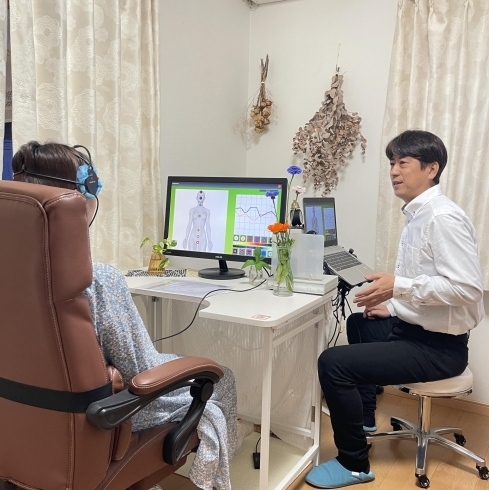 縁切りメタトロン サロン風景「【50代女性 メタトロン波動調整で私と愛犬に起きたミラクル✨】気功師が行うメタトロン測定 鳥取・米子・大山・境港・松江・出雲 鳥取氣功院」