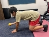 これは体幹を使いながら頭と身体のトレーニングです。両膝は浮いた状態でお手玉の様にボールをキャッチ…。「個人的に教えたい、小学生のうちにやっておきたい「心と身体のトレーニング」」