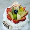 生クリームフルーツデコレーションケーキ「世界に一つの記念日ケーキ🎂は当店にお任せください🎉　　【京阪牧野駅から徒歩4分】」