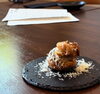 ご予約お待ちしております🙇‍♀️「アミューズ トスカーナ風鶏レバーペーストのシュー　農家イタリアン trattoria＆bar 黒猫🐈‍⬛」