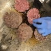 繋ぎなし！仙台牛ハンバーガー🍔「ランチはバーガー＆ブリトー限定！ディナーは仙台牛焼肉で再スタート」