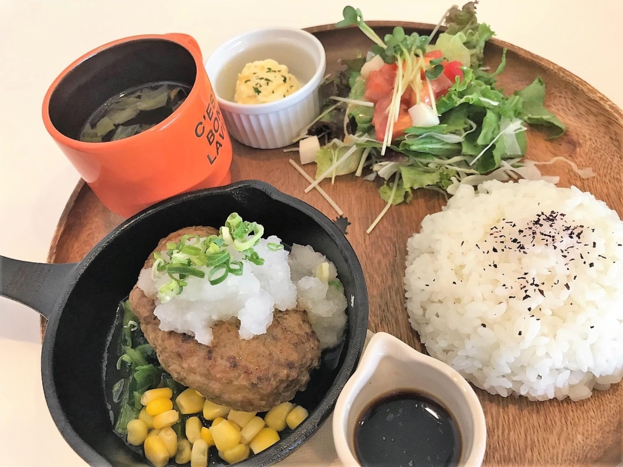 Cafe Riccio カフェ リッチョ グリルハンバーグステーキランチ 豊田市 みよし市のグルメ ランチ特集 おいしいランチ おすすめランチ まいぷれ 刈谷 知立