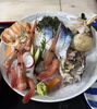 「土日限定❗️先着３人前✨　＼やりすぎ海鮮丼／完売御礼✨」