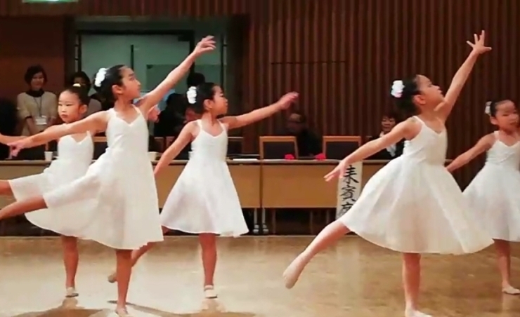 「三島市ダンス  バレエ教室 楽しく通える！女の子に人気の習い事」